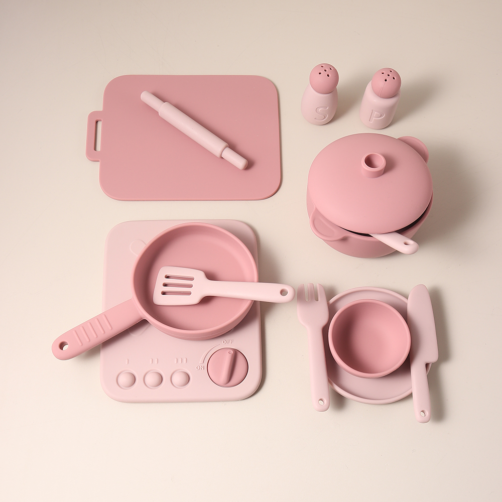 Kids Outdoor Kitchen Accessories - مجموعة ألعاب طهي من السيليكون مكونة