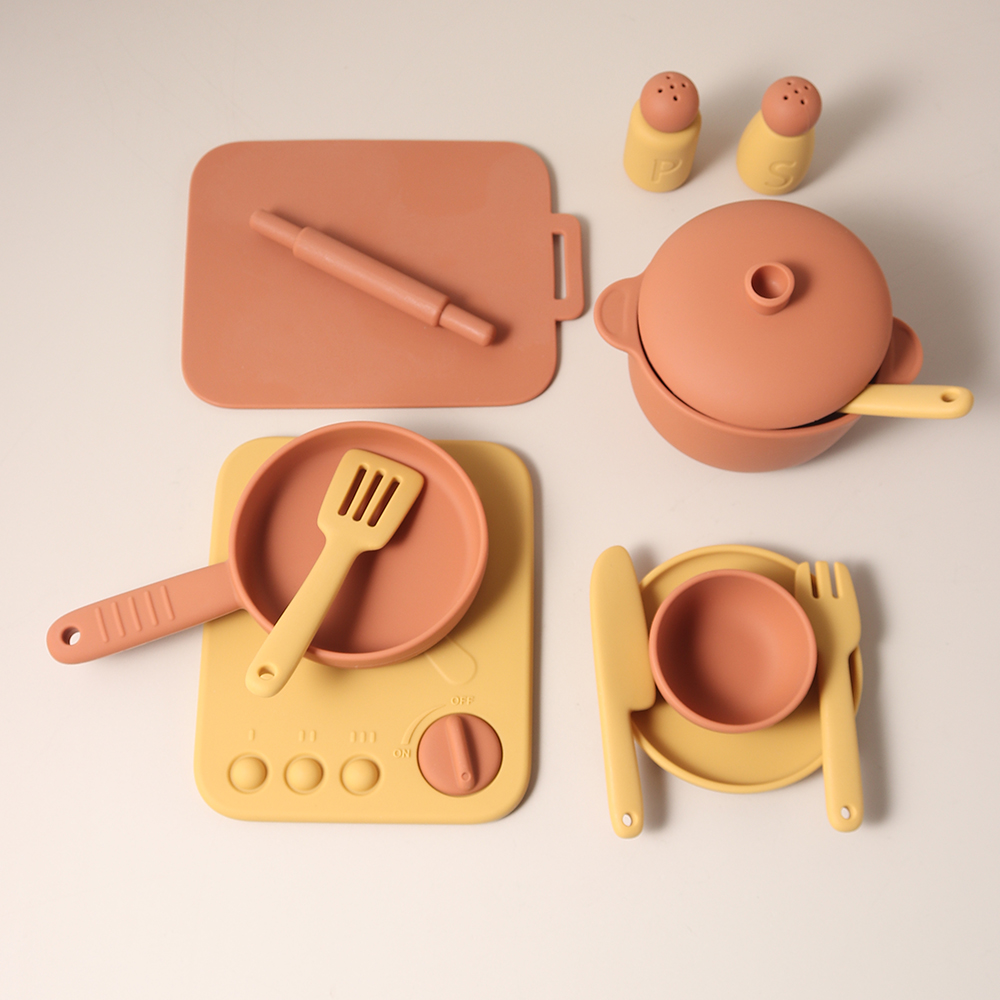مجموعة ألعاب طهي من السيليكون  - مراجعة Kids Outdoor Kitchen Accessories وسعره